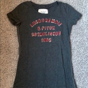 Abercrombie & Fitch T-Shirt (Girls)